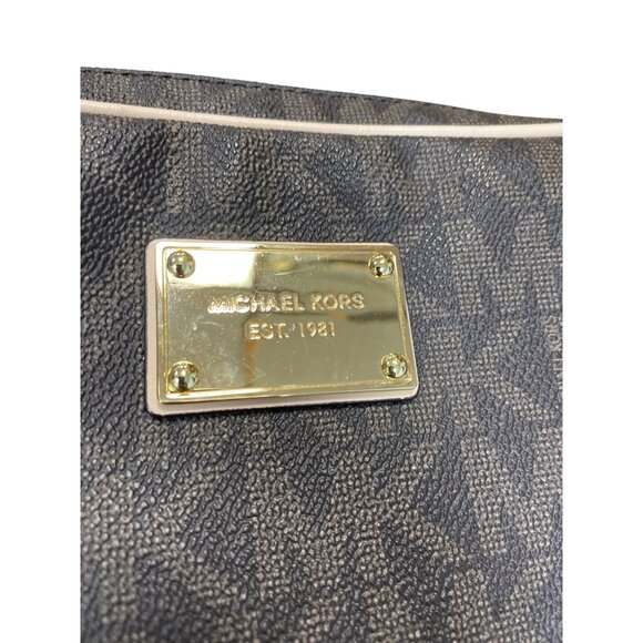 Michael Kors womans brown Jet Set Travel Large Logo Crossbody Bag SKU 9224 - Picture 2 of 15